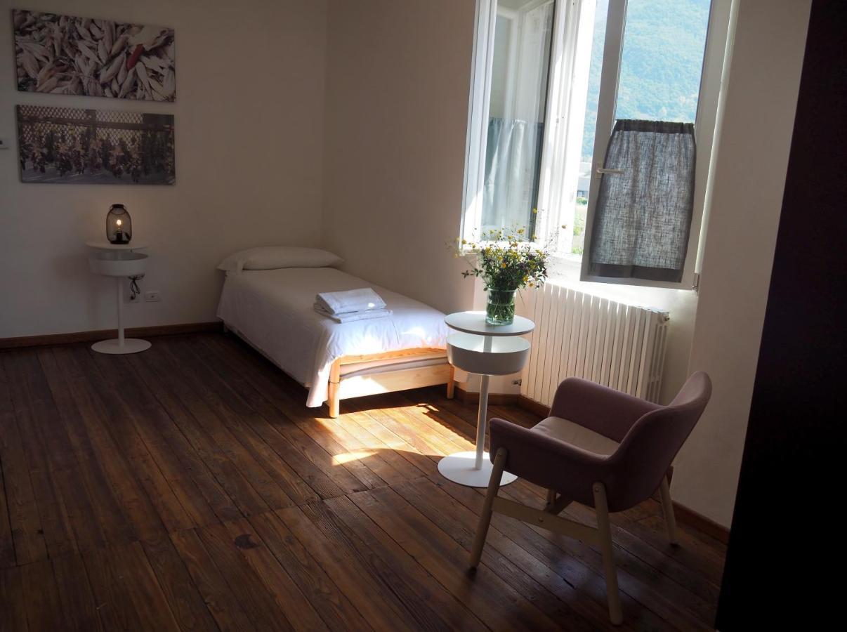 Open Cascina Villa Colico Exterior photo